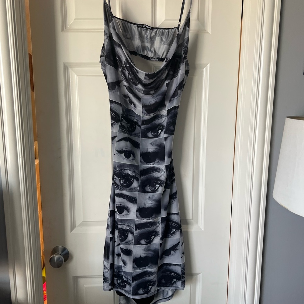 Fashion Nova Black & White Eye-Print Slip Midi Dress